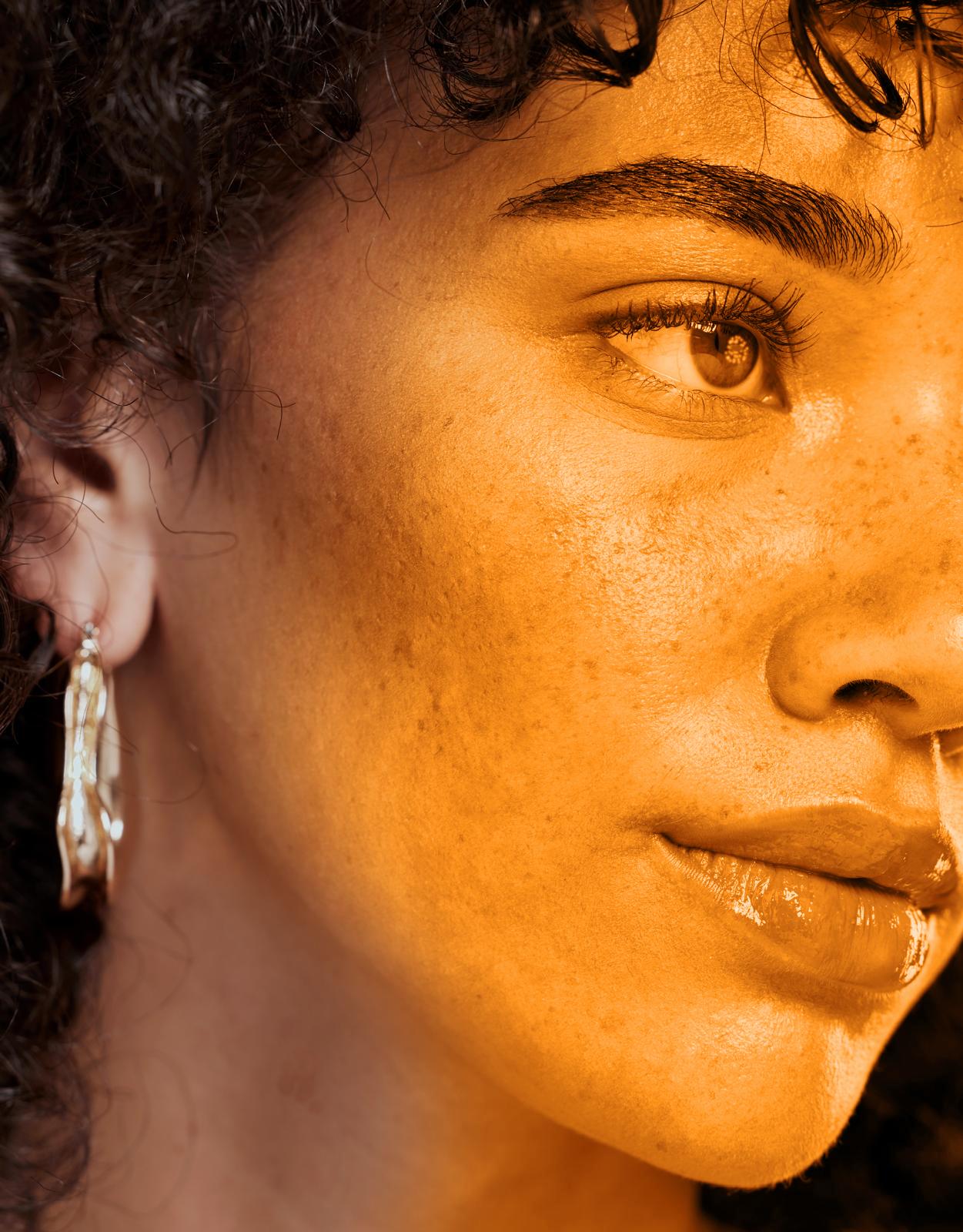 Soins pour peaux sensibles : le masque LED visage Lumière est incontournable