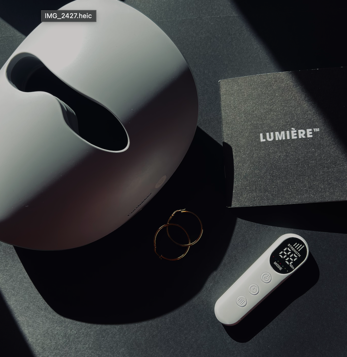 Skincare for Sensitive Skin : the Lumière LED mask a must-have