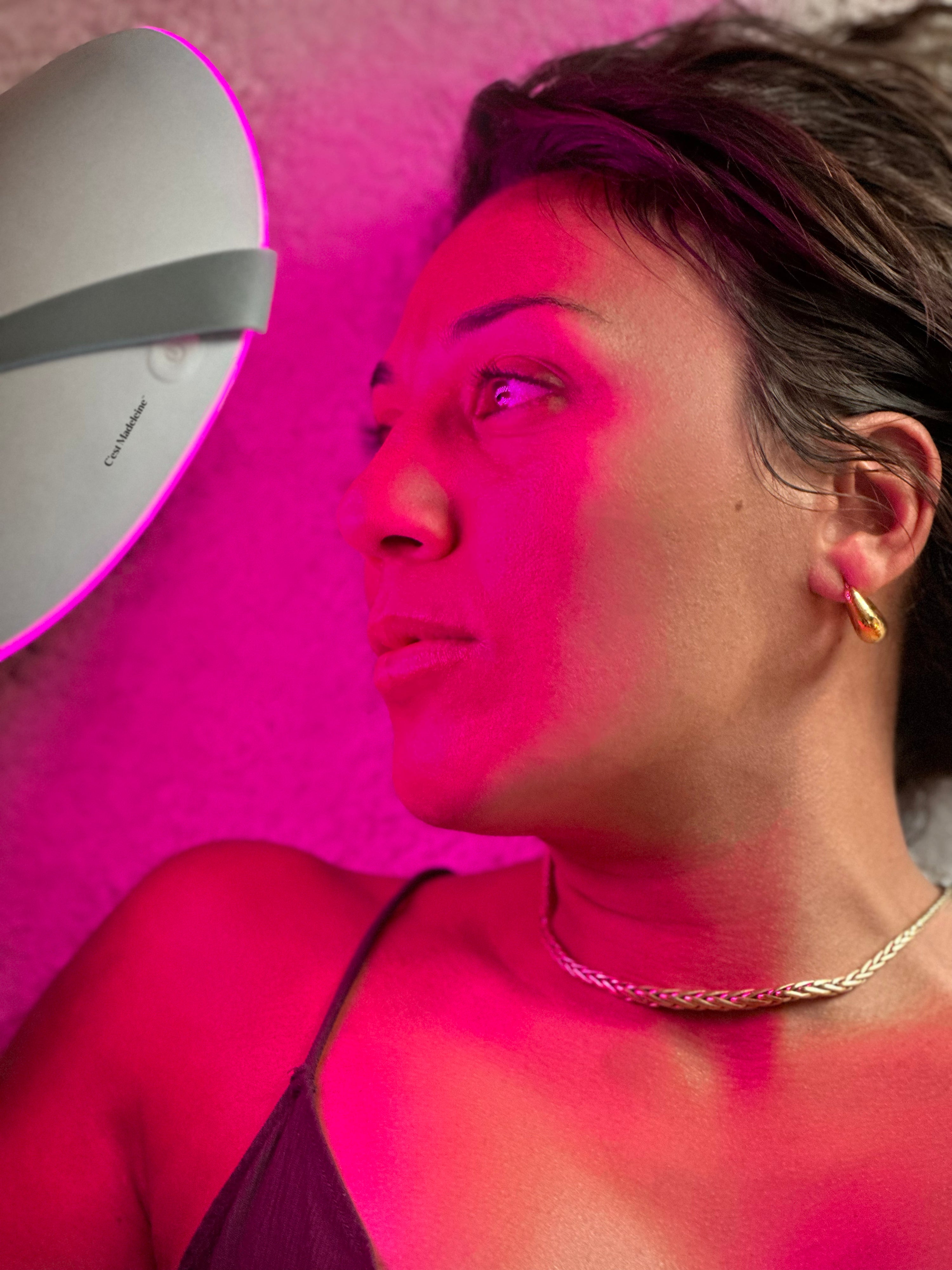 How to use an LED face mask, do's and don'ts.